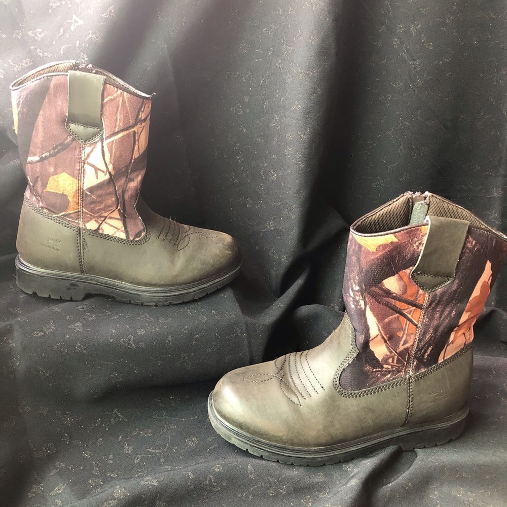 Deer stags - boys brown camo boots